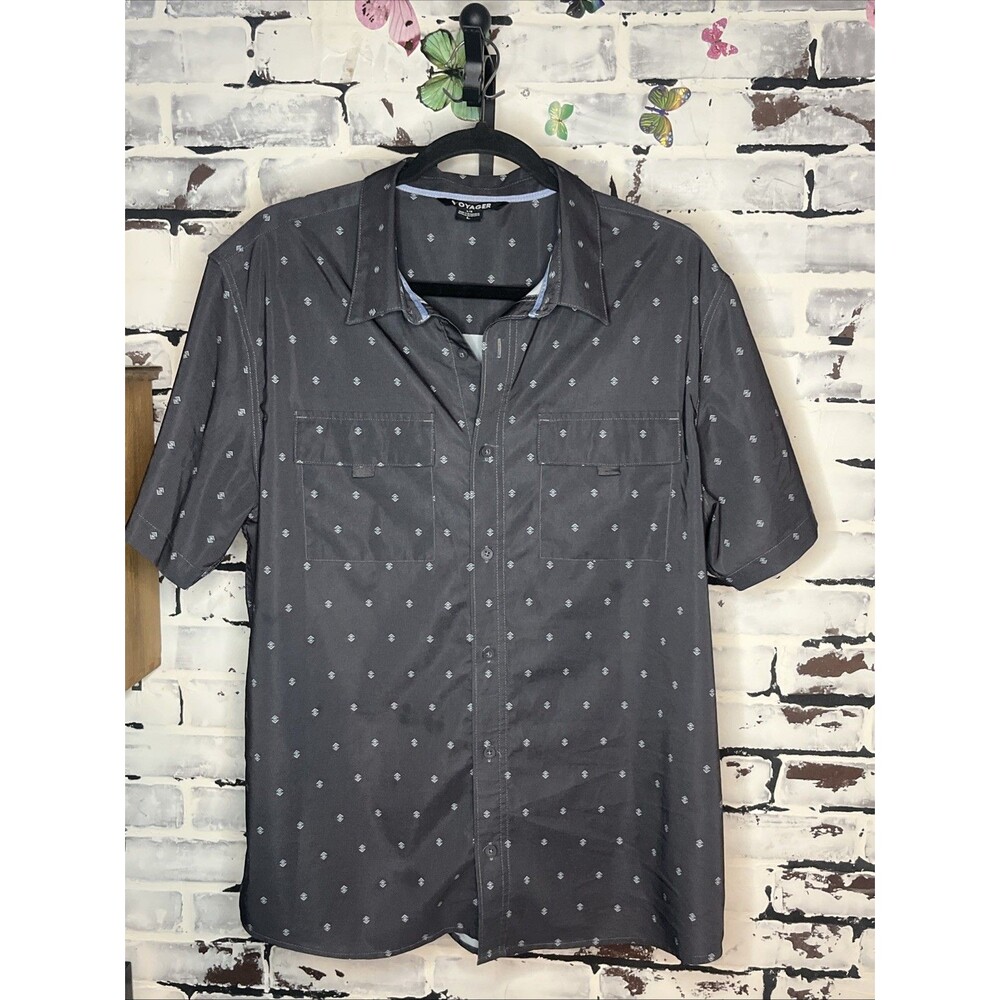 Voyager Men's Short Sleeve Button-Up Shirt Gray with Pattern. Size L